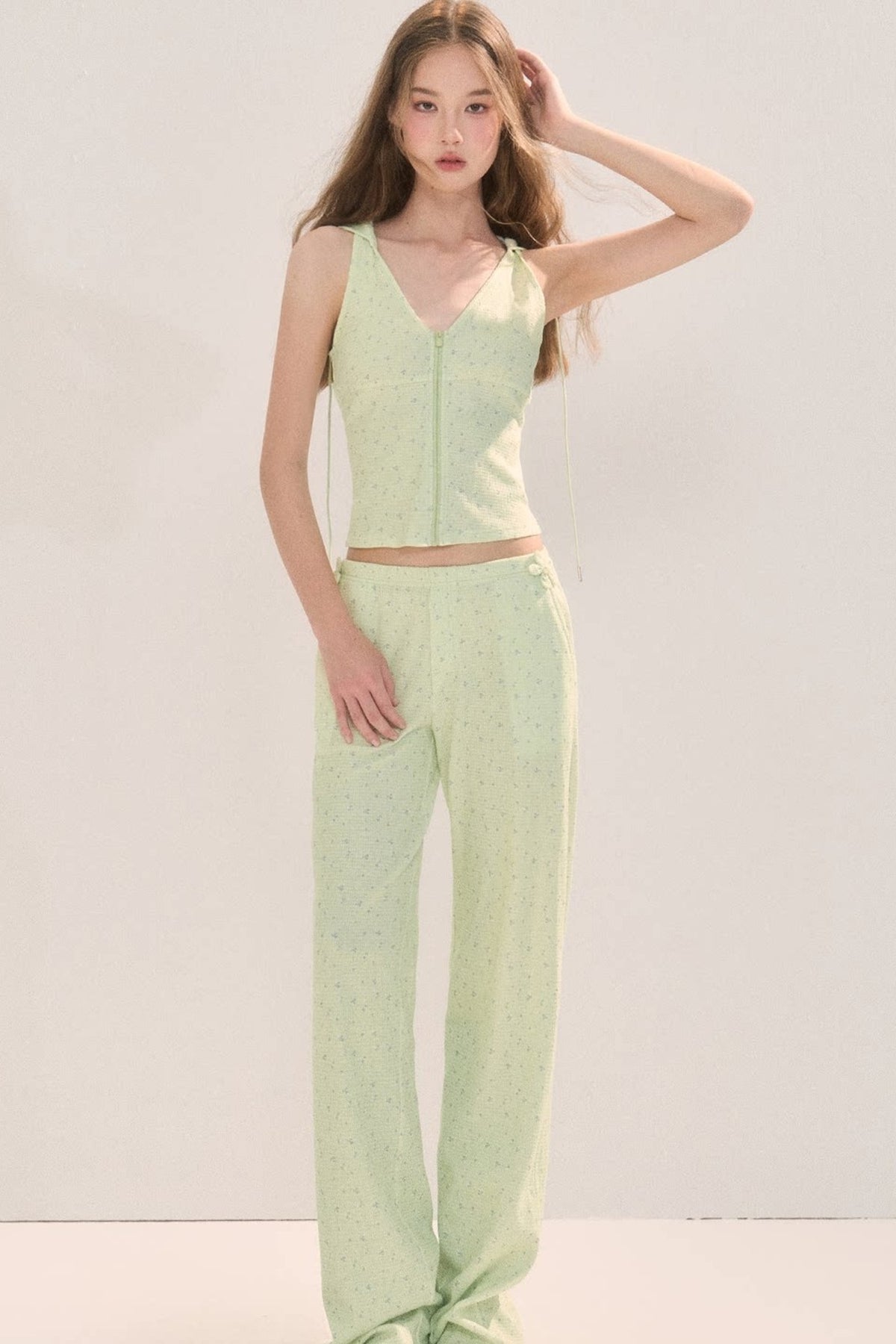 Pantaloni a gamba dritta verde chiaro dalla vestibilità morbida