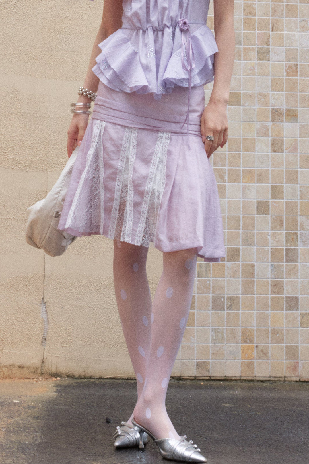 Semi-Transparent Lace Splicing Pleated Skirt