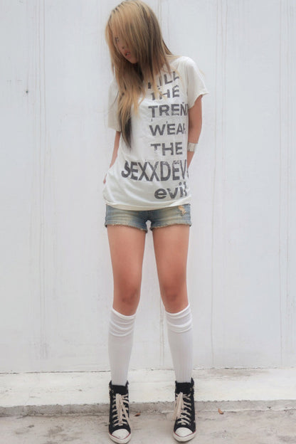 Tee-shirt blanc à manches courtes avec slogan imprimé