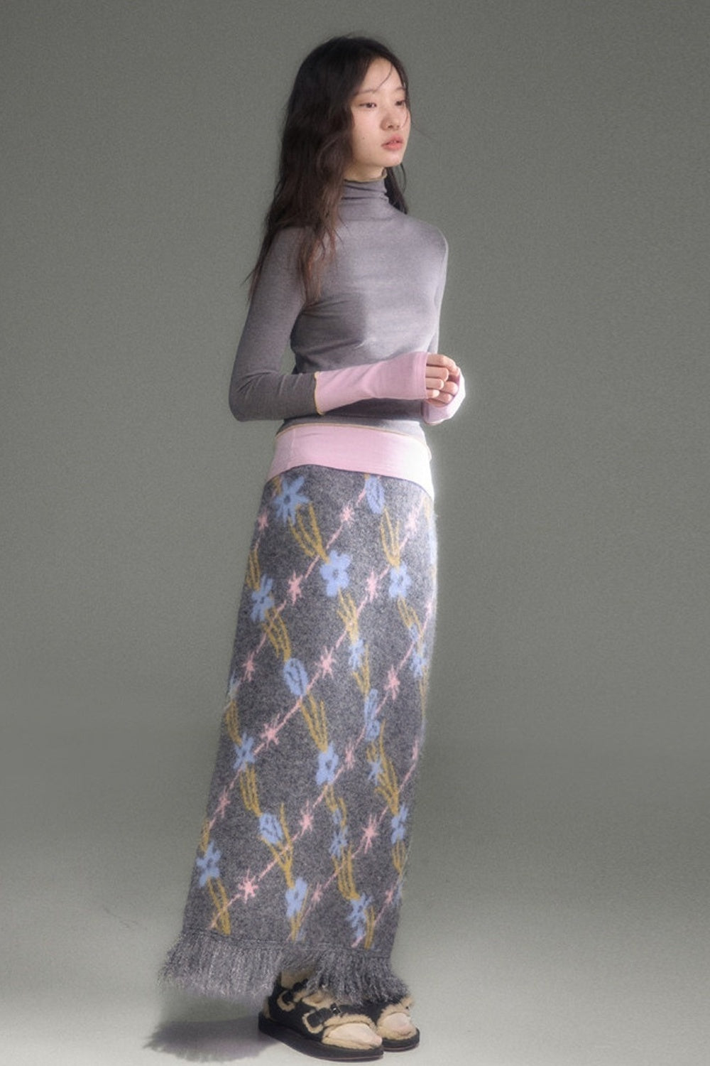 Tulip Floral Jacquard Knit Tassel Skirt