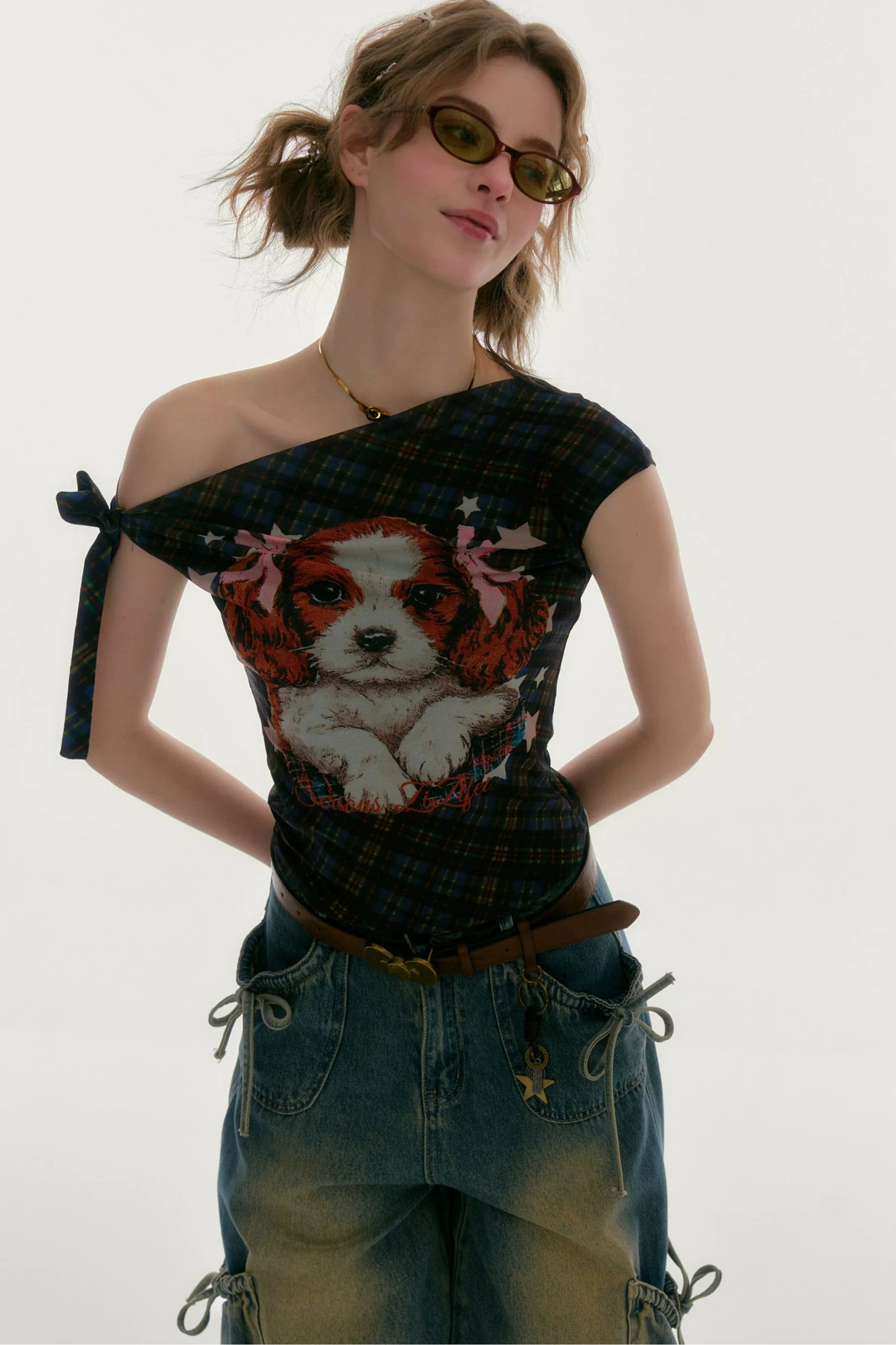 Star Dream Off-Shoulder Plaid T-Shirt
