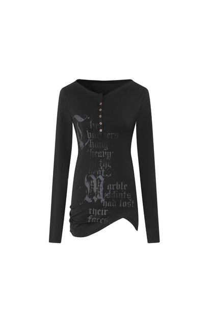 Long-Sleeved Gothic Print Henry Collar T-shirt