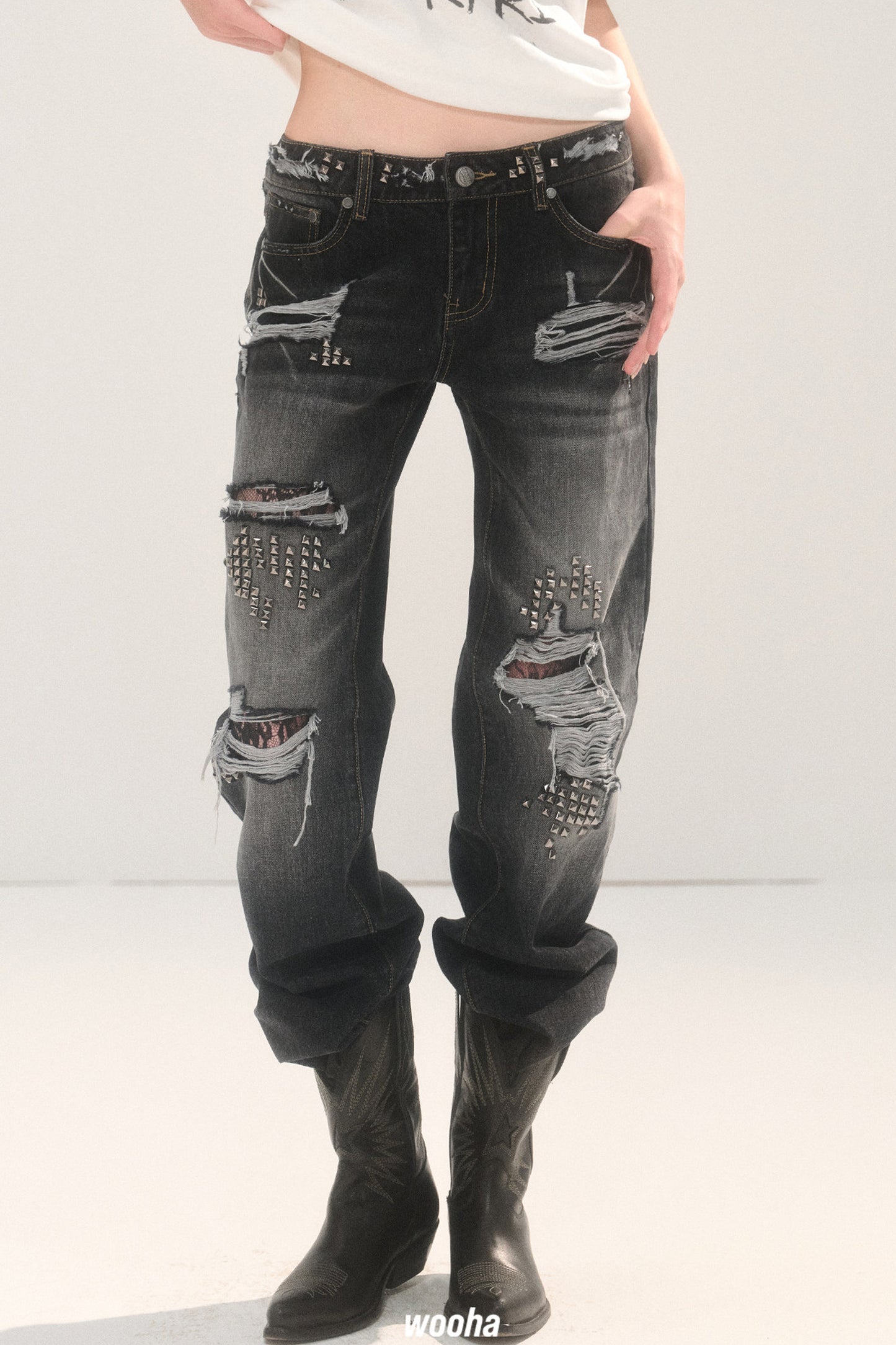 Straight Ripped Jeans