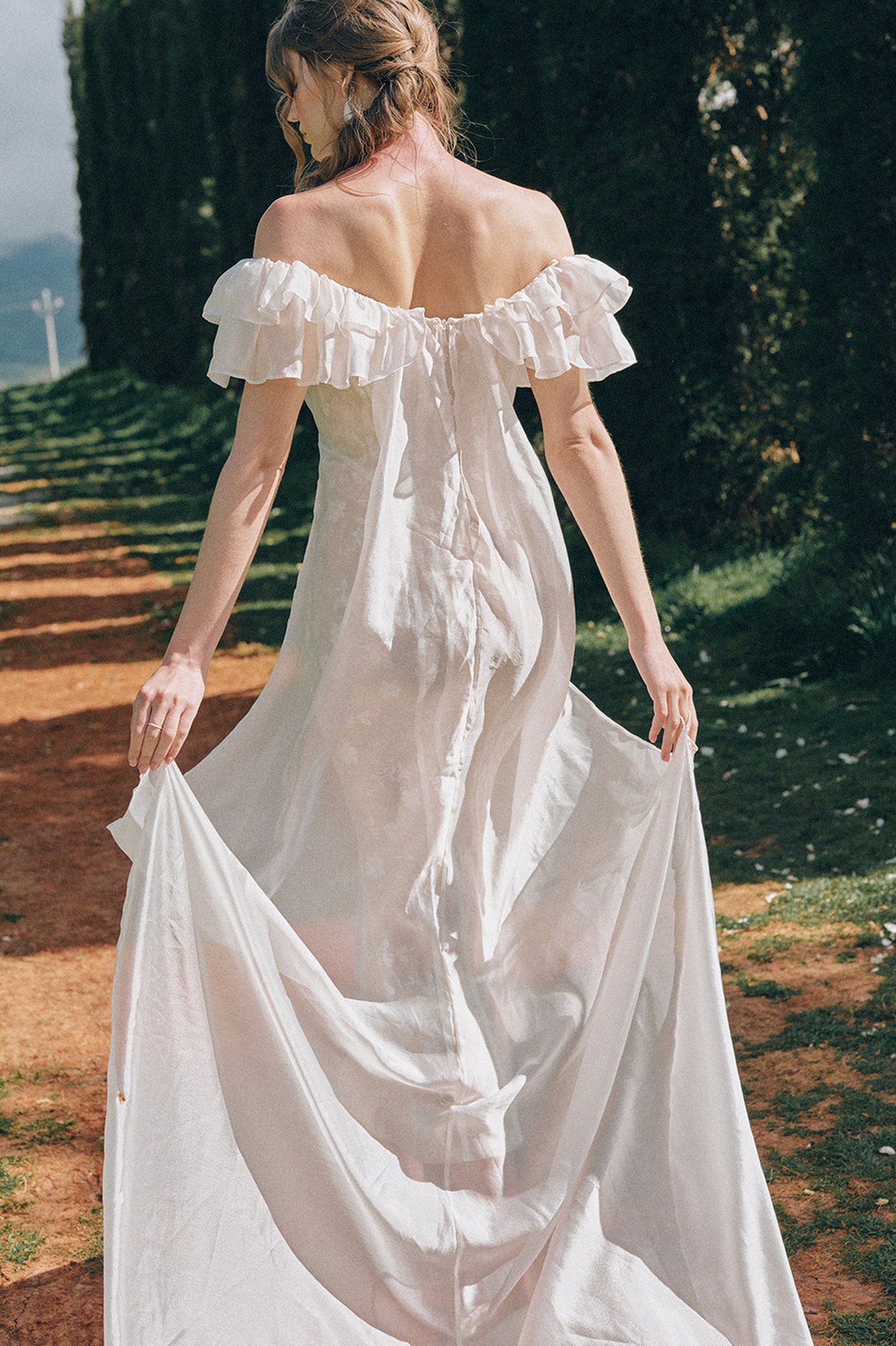 Lace French Retro Off-Shoulder Fishbone Dress