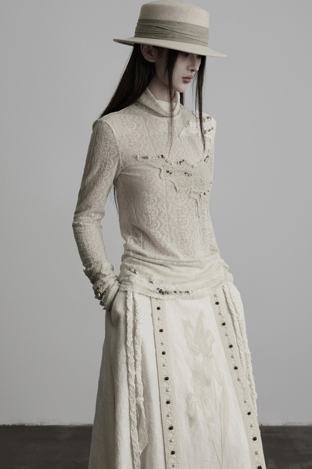 Irregular Lace Patchwork Long-Sleeve T-Shirt