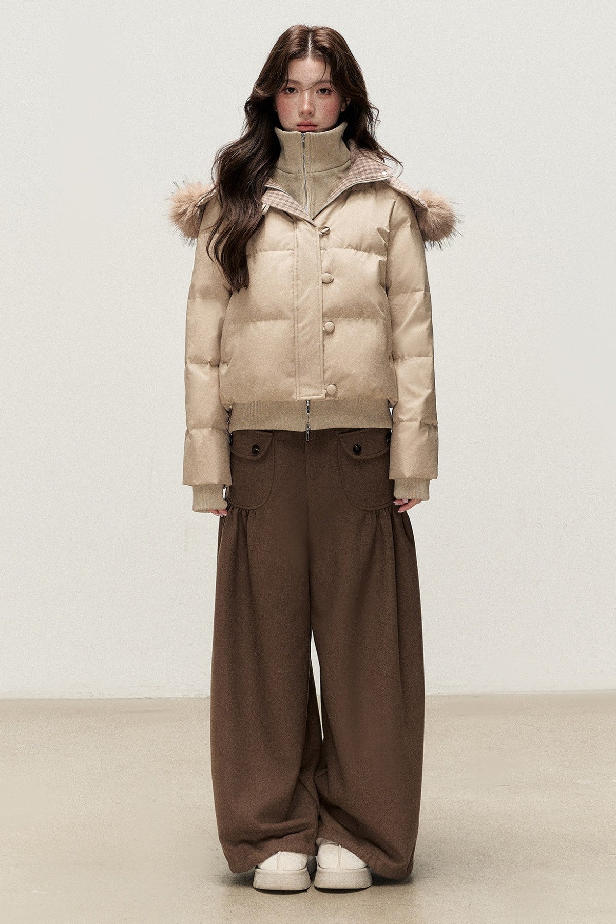Three-Dimensional Straight-Leg Pants
