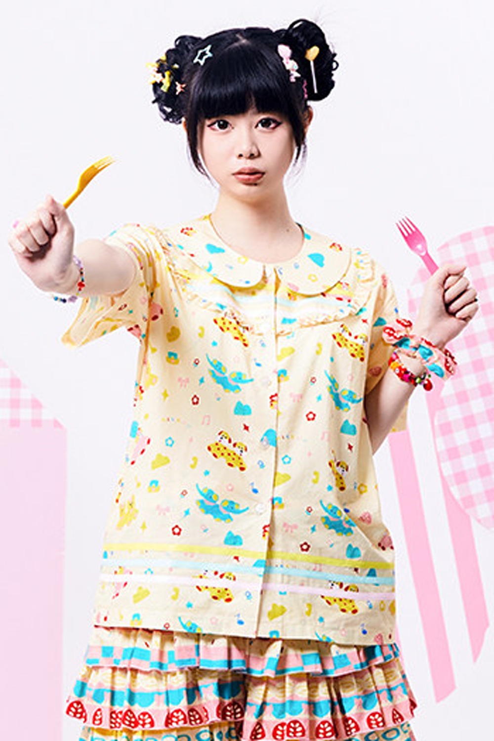 Original Three-Color Ribbon Print Blouse