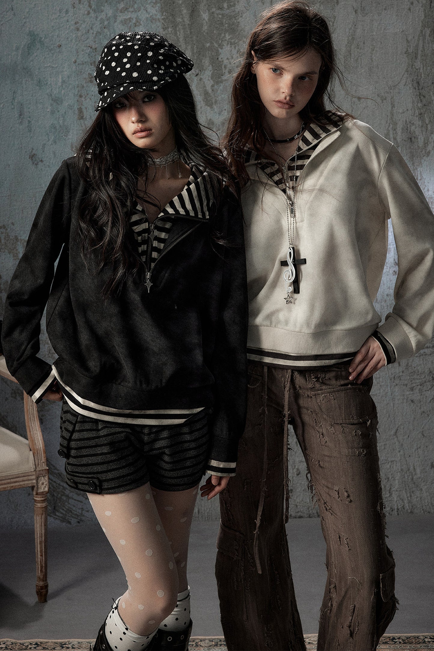 Felpa con cappuccio leggera tie-dye con mezza zip