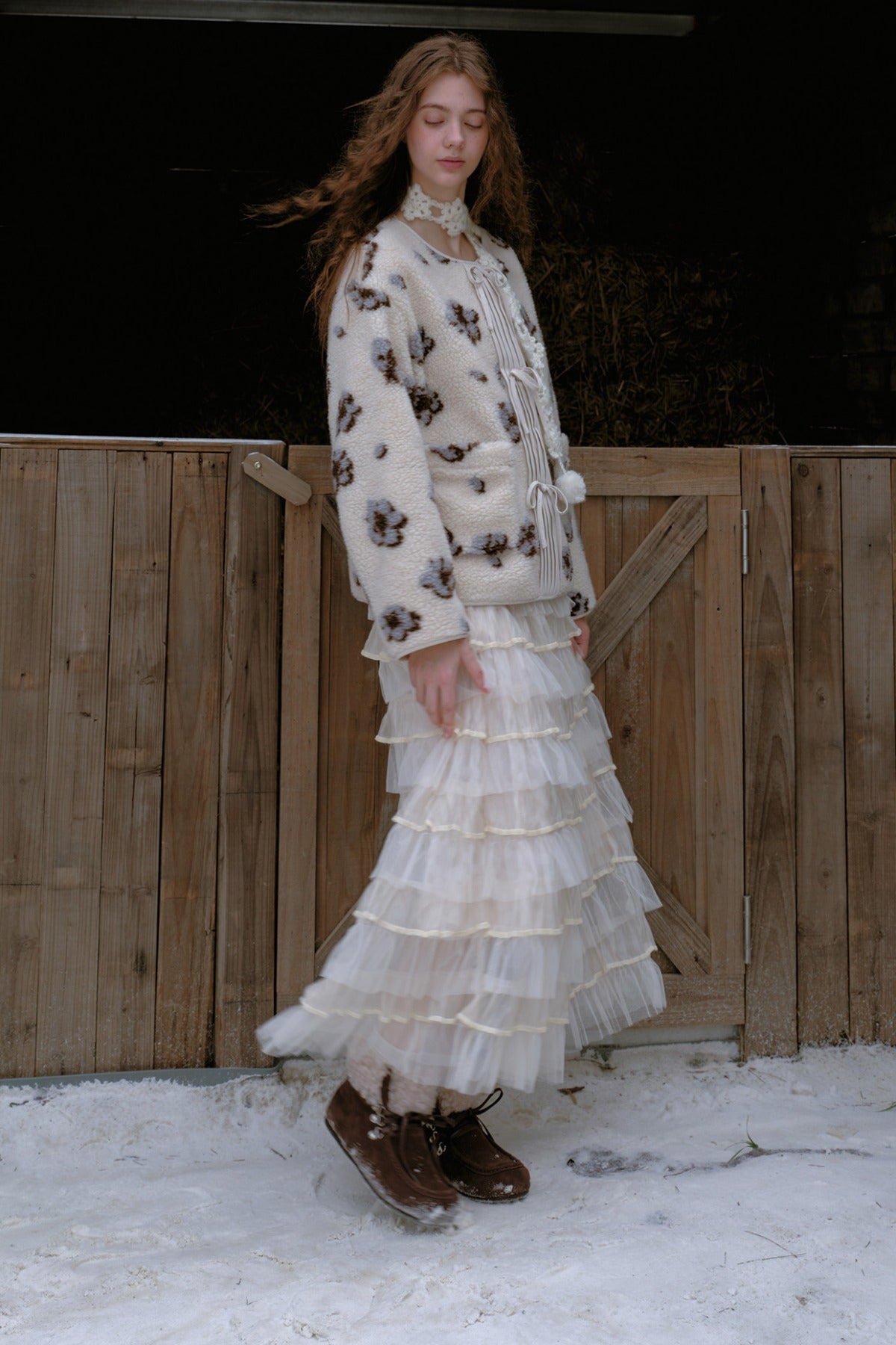 Gesteppte Fleecejacke mit Blumen und Schleife