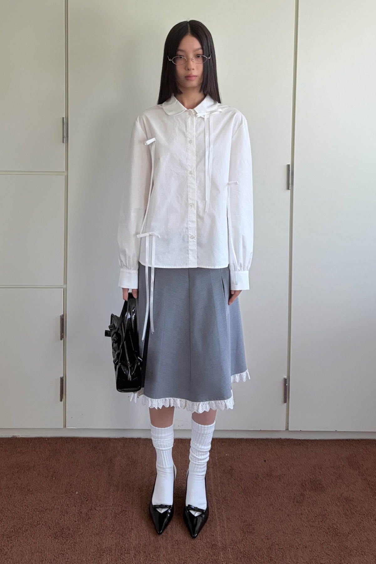 Pleated White Bow Doll Collar Shirt
