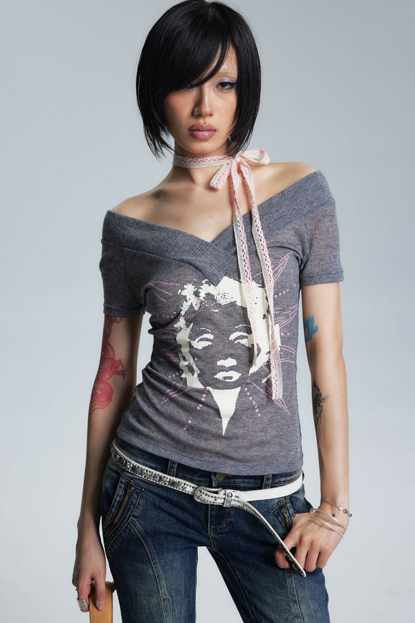 Sheer Two-Color V-Neck Off-Shoulder T-Shirt
