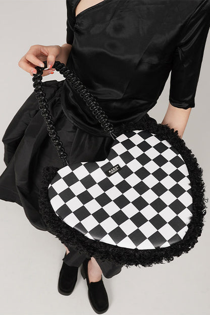 Sac bandoulière sous le bras tissé moelleux en forme de cœur
