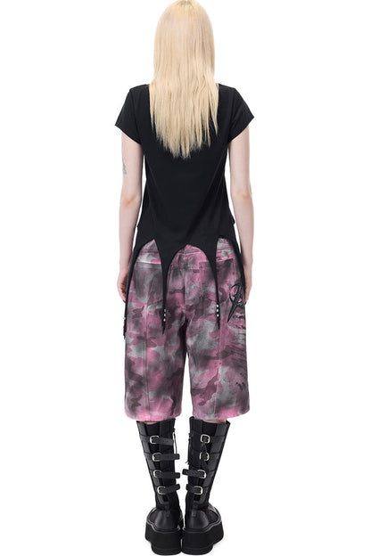 T-shirt con borchie, stampa cactus e orlo asimmetrico