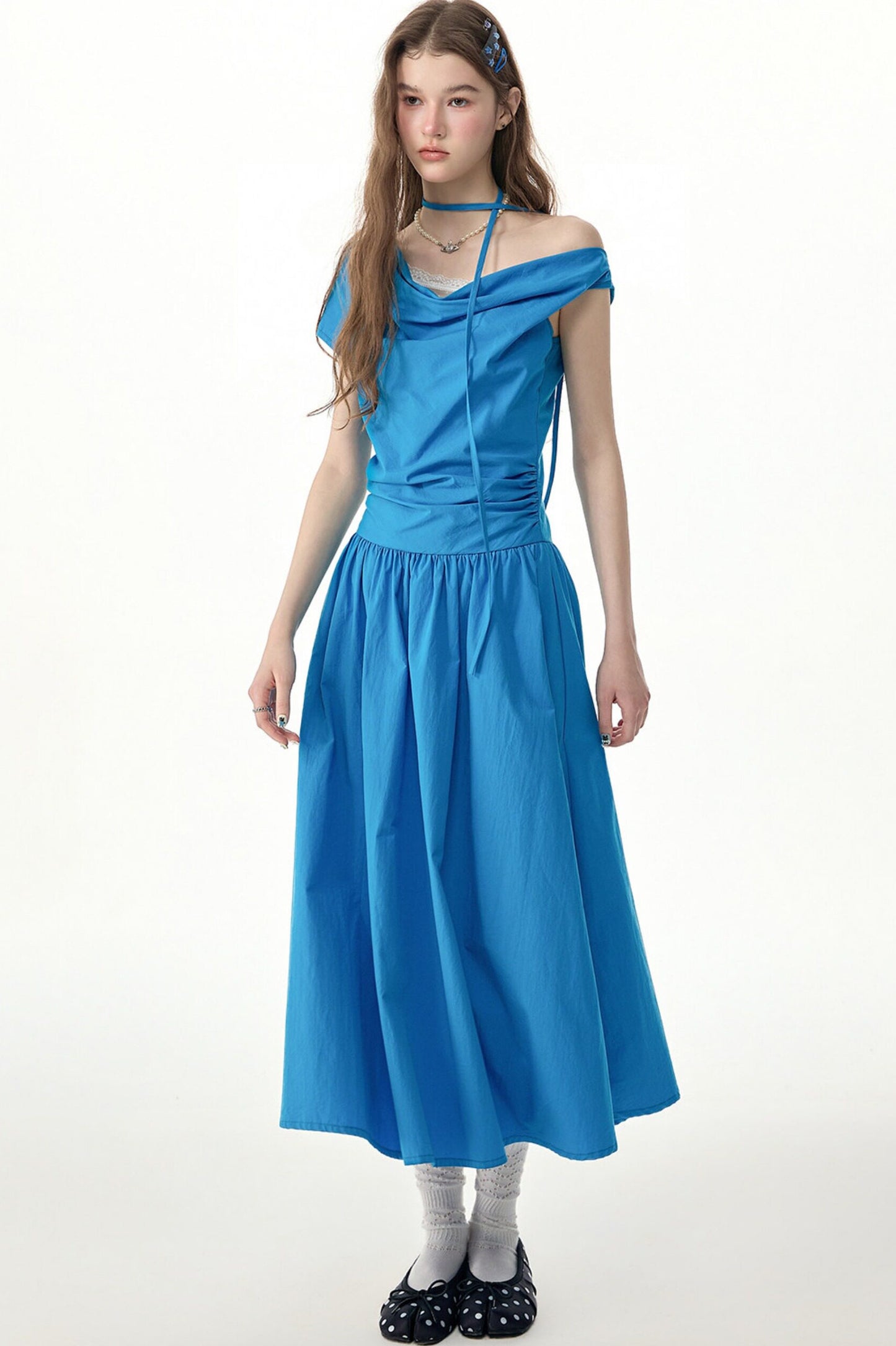 Blaues langes Kleid mit Swing-Kragen