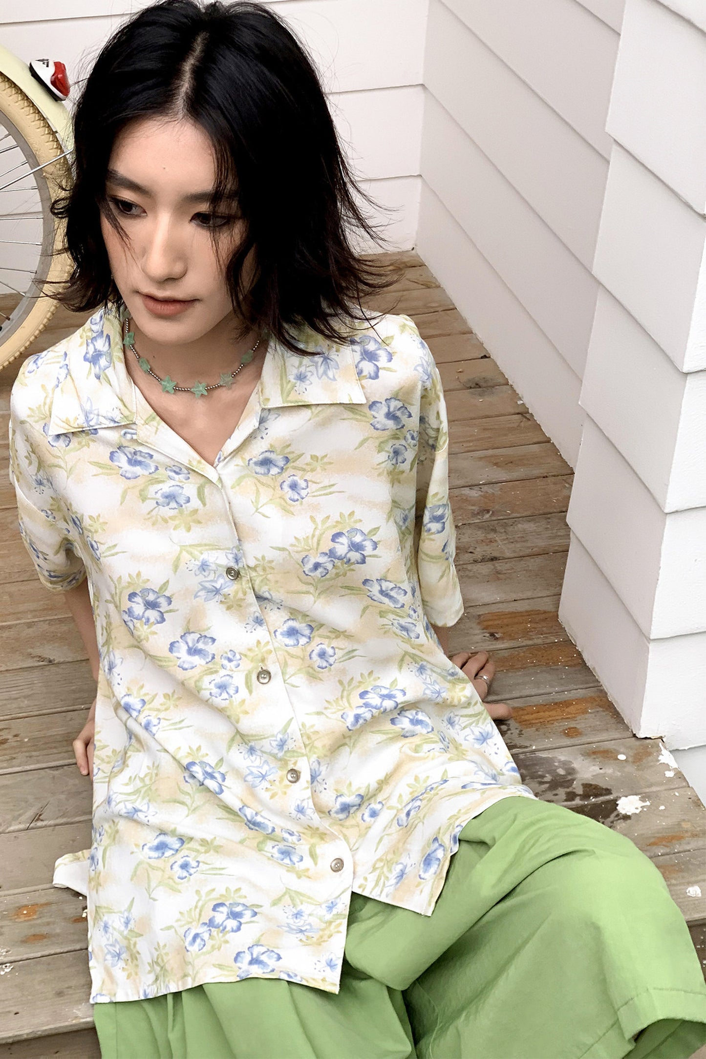 Hawaiian Contrast Print Blouse