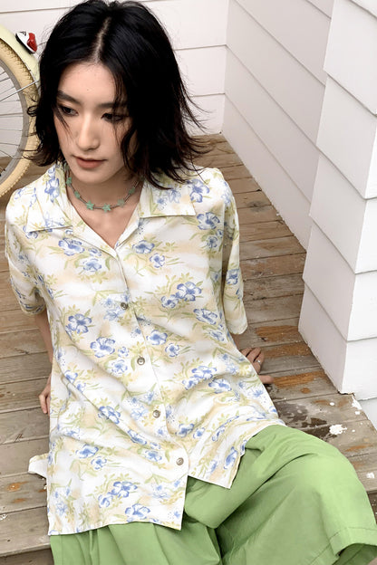 Hawaiian Contrast Print Blouse