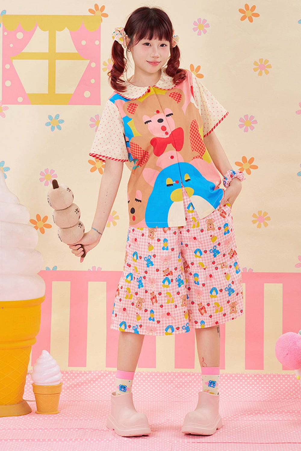 Elastic Waist Shorts