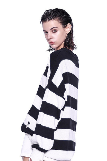 Loose Offset Embroidery Distressed Striped Sweater