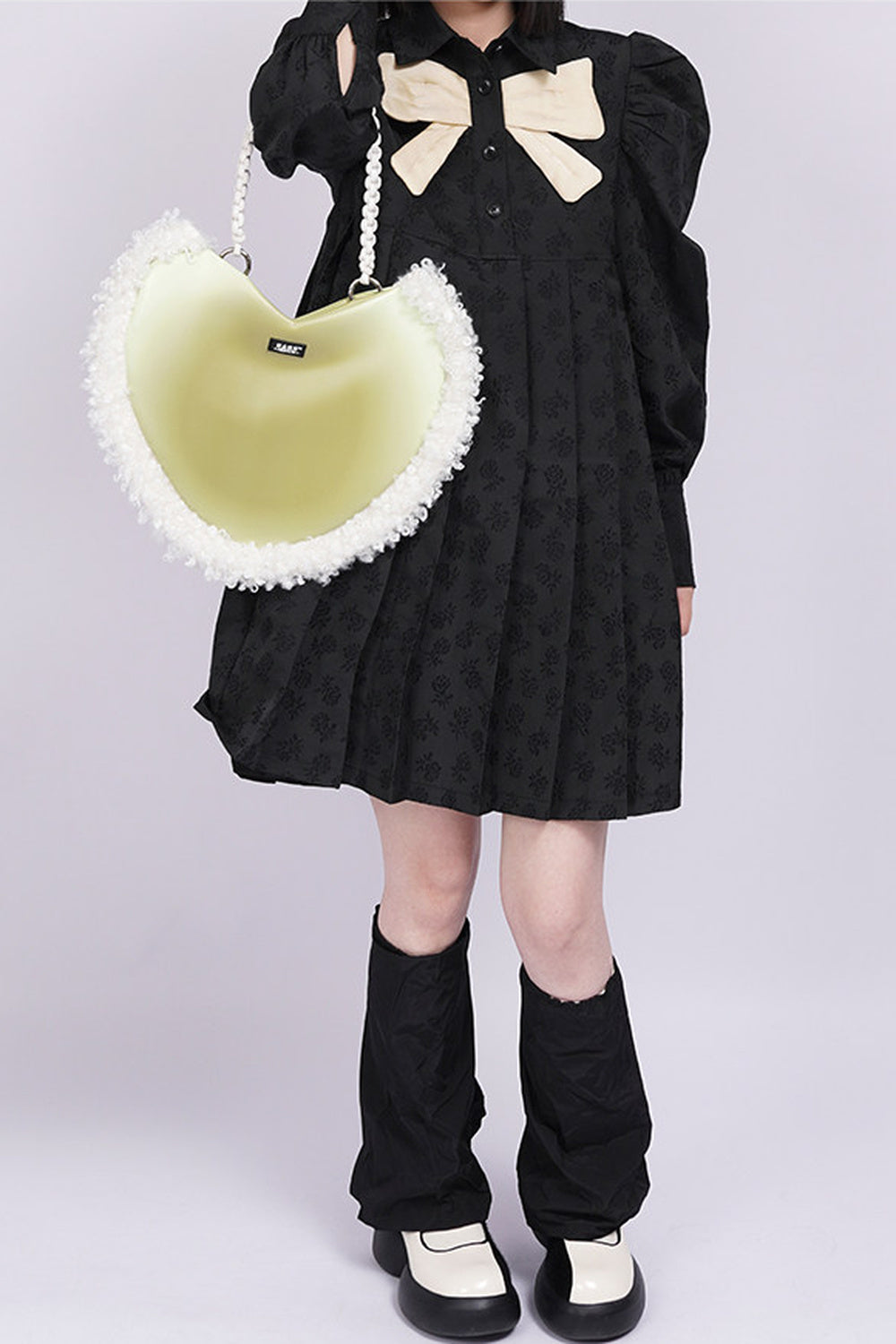 Borsa a tracolla in peluche Y2K