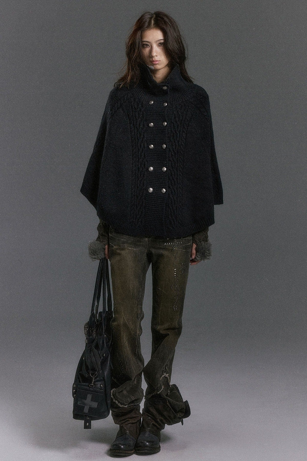 Detachable Fur Collar Cable Knit Cape