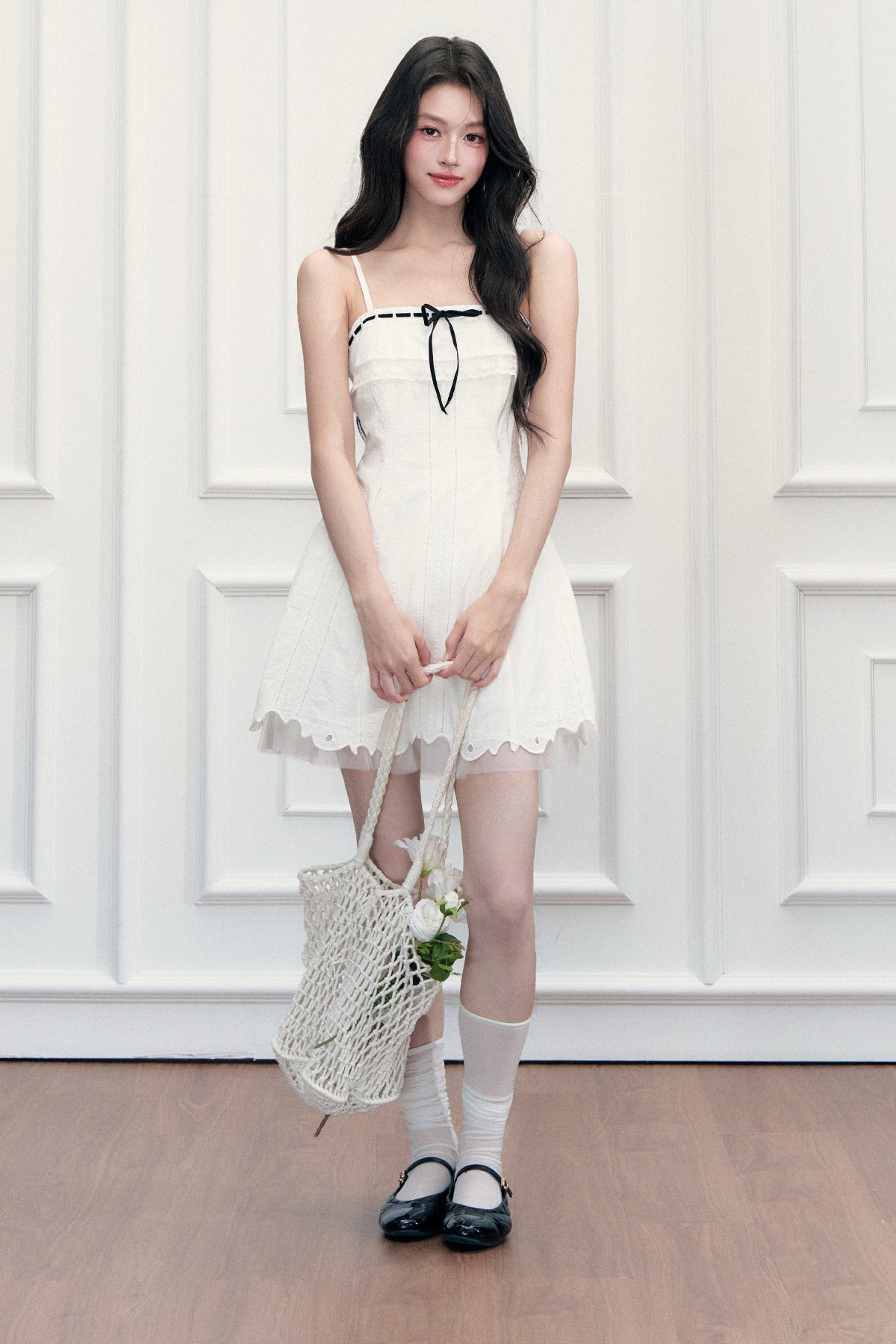 Ensemble robe trapèze en dentelle et cardigan