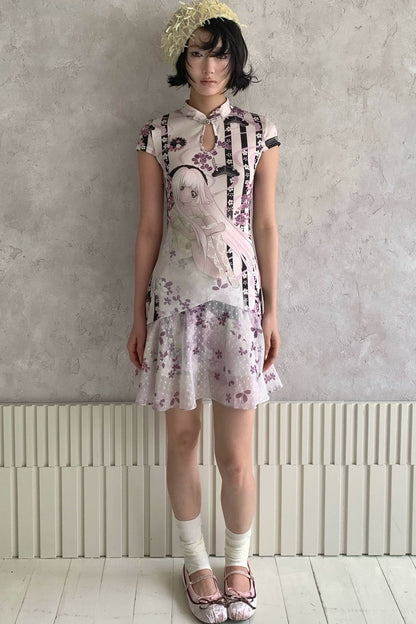 Lila Retro-Qipao-Kleid mit Blumenmuster