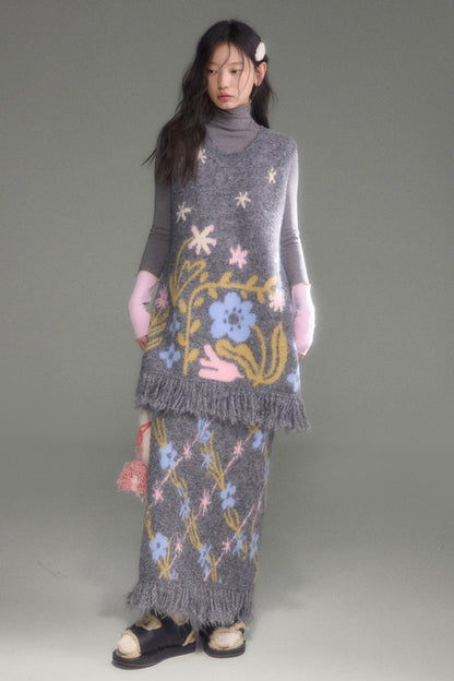 Tulip Floral Jacquard Knit Tassel Skirt