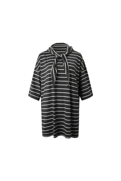 Oversize Gray White Striped Mid-Sleeve Tee