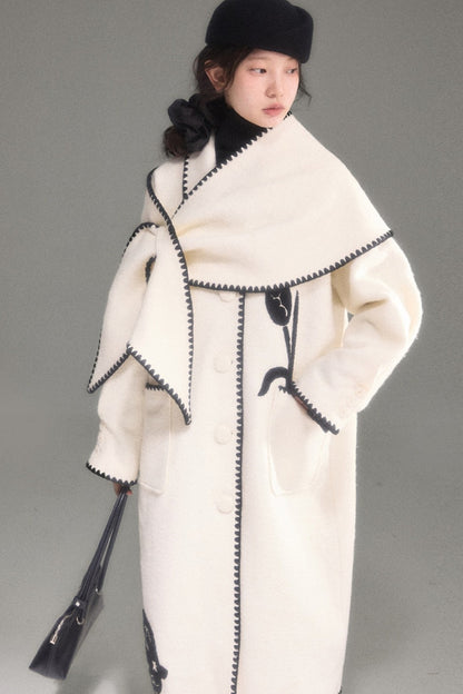 Cappotto lungo in lana ricamato con collo a scialle a tulipano
