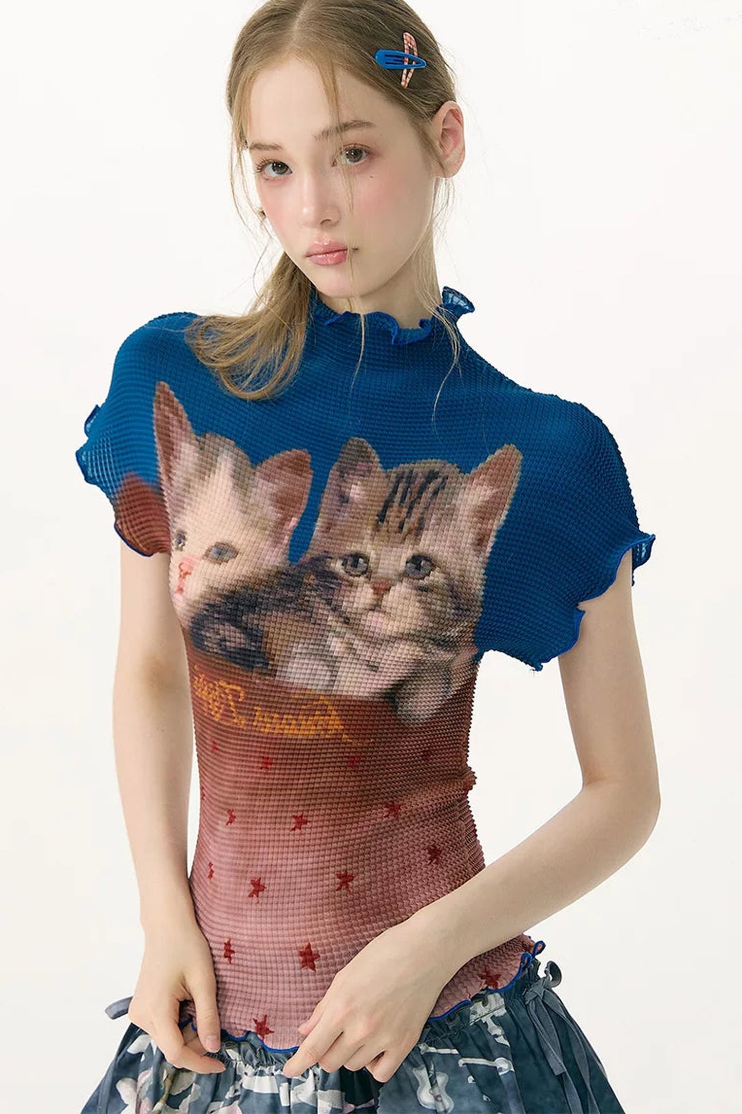 Color-Blocked Cat Print Pleated T-Shirt