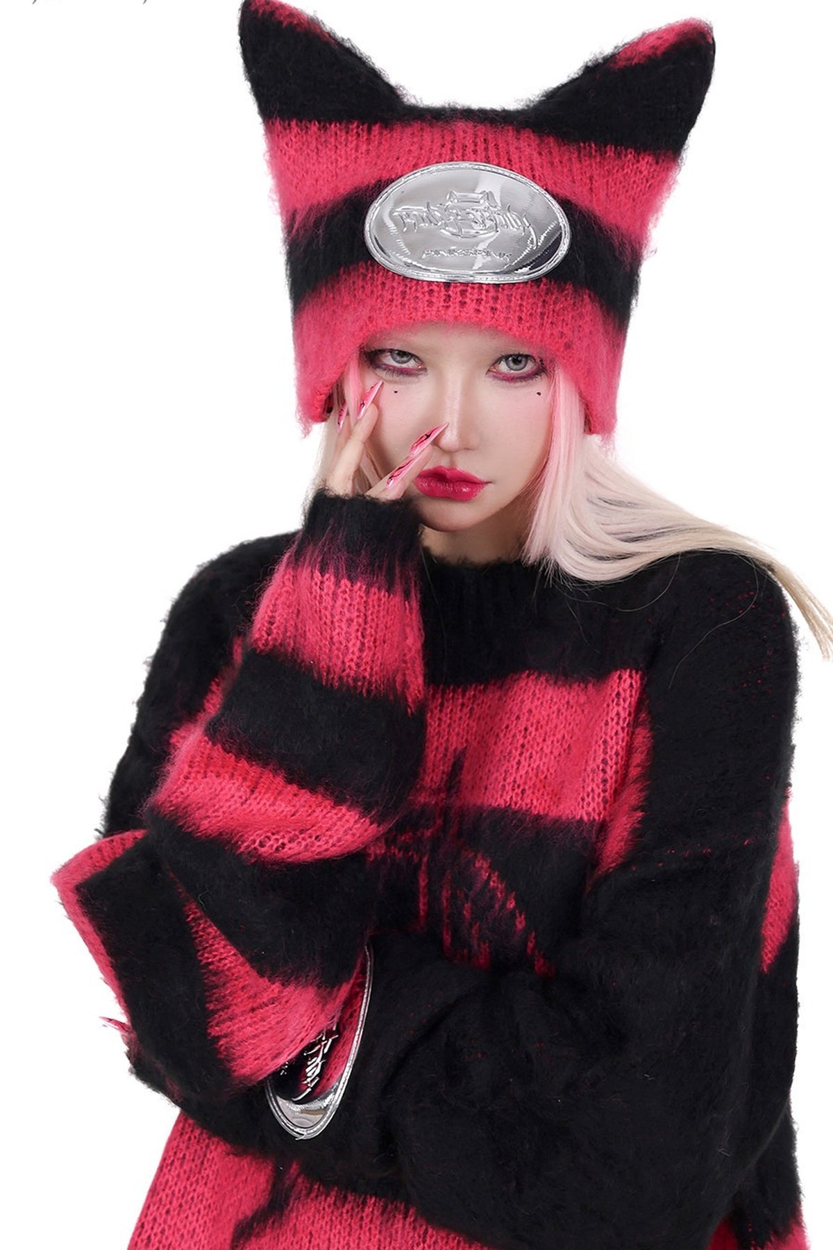 Loose Black Pink Stripe Knit Tops