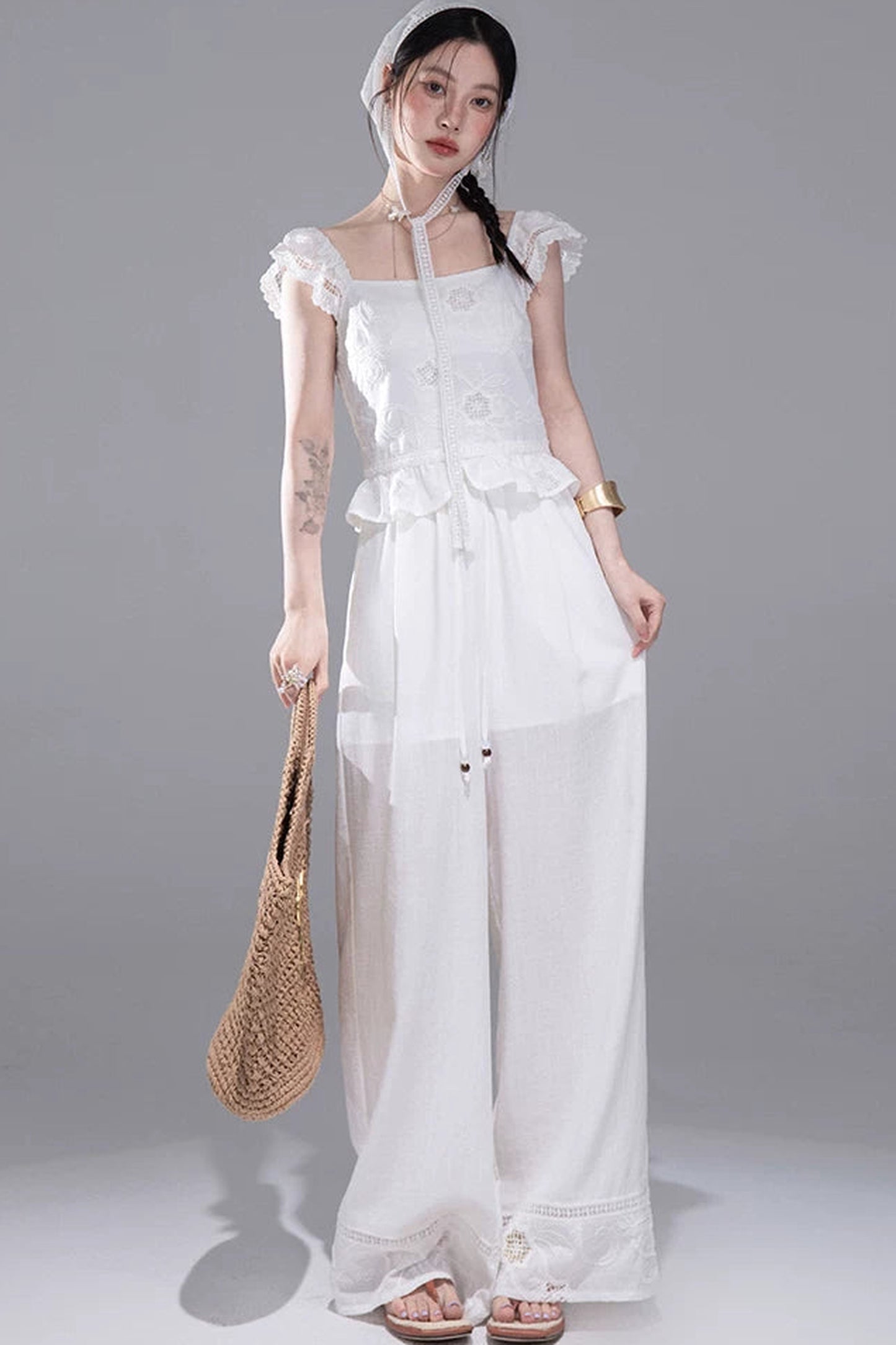 Moon White Lace Top Pants Set-Up