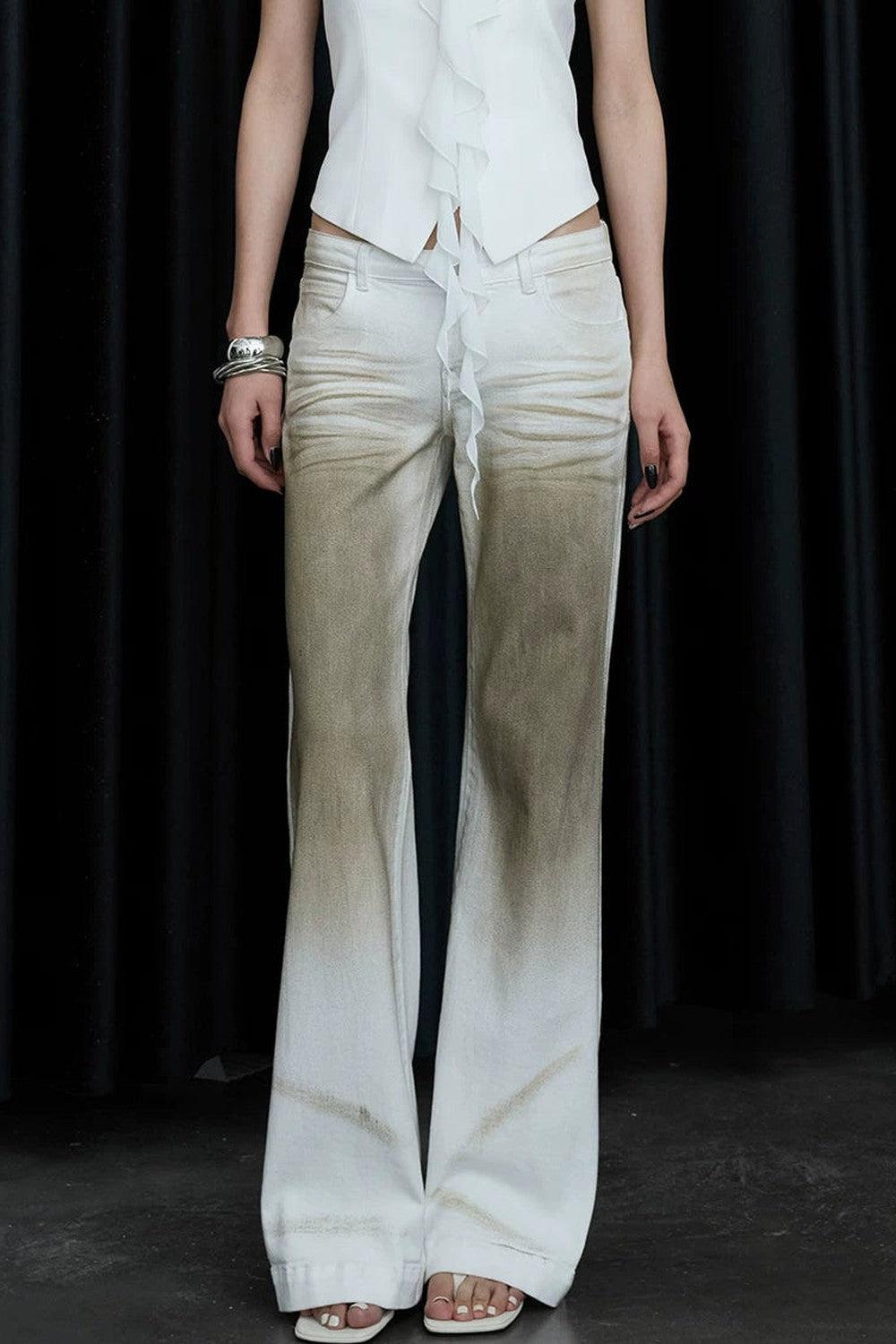 Distressed Gradient Low-Waist Jeans