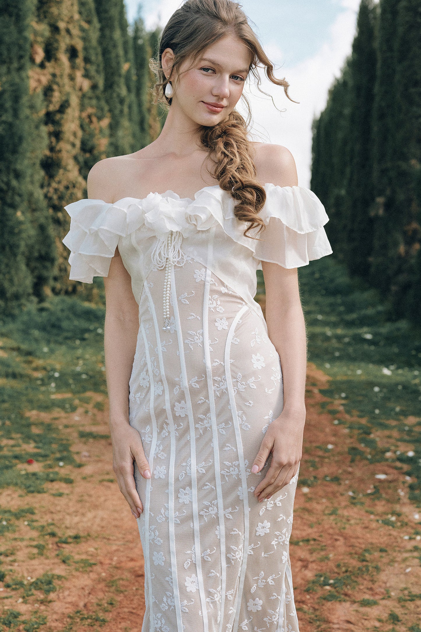 Lace French Retro Off-Shoulder Fishbone Dress