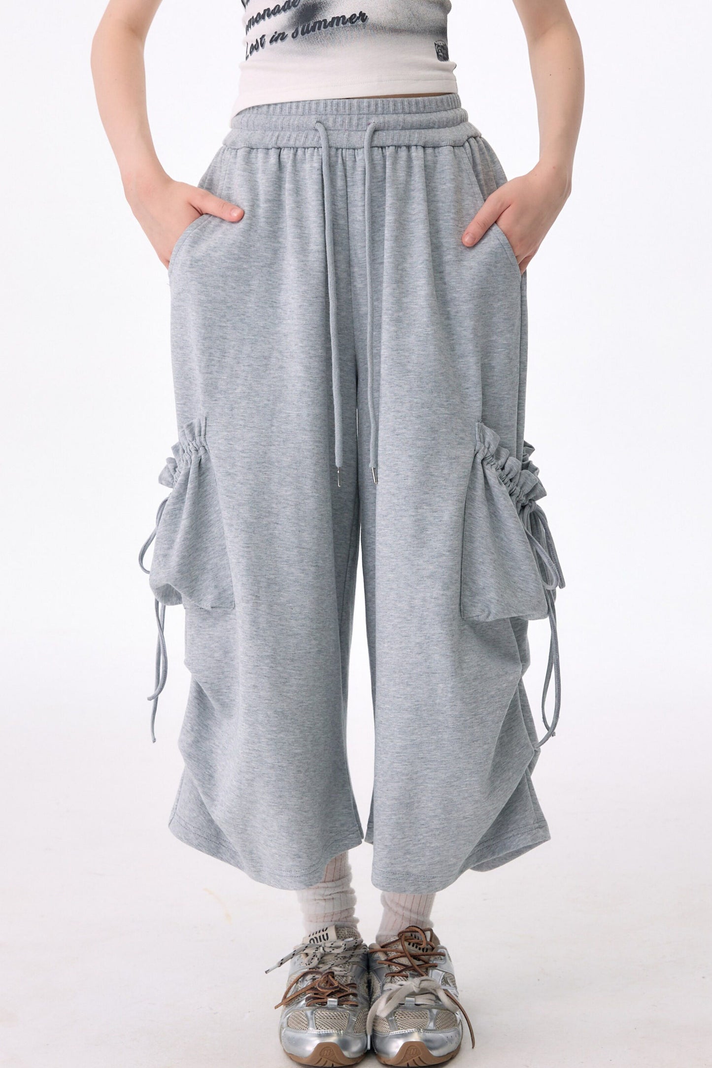 Gray Drawstring Pocket Wide-Leg Sweatpants