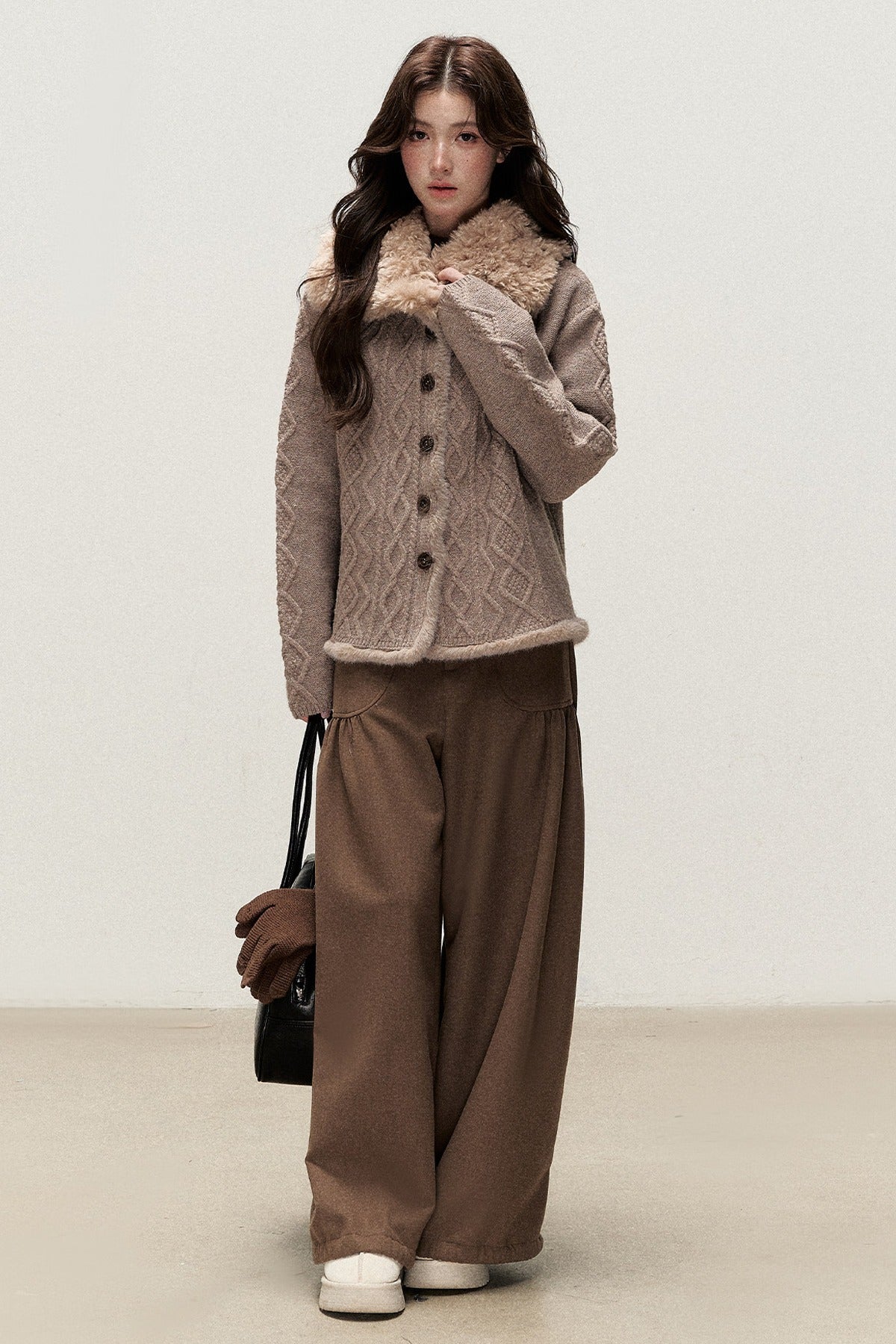 Three-Dimensional Straight-Leg Pants