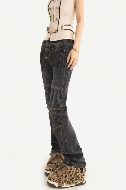 Gewaschene plissierte gerade Biker-Jeans