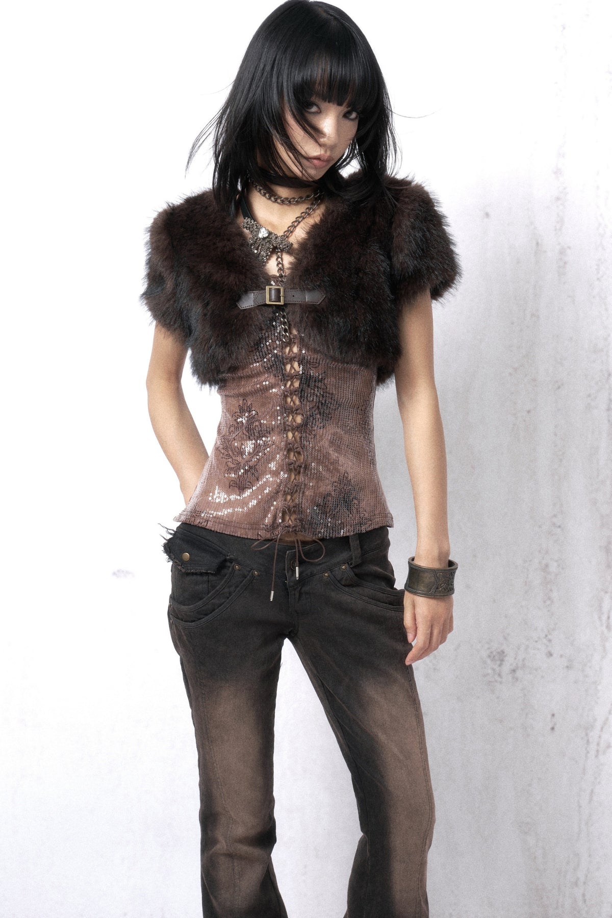 Heavy Sequin Embroidery Camisole and Fur Vest Set-Up