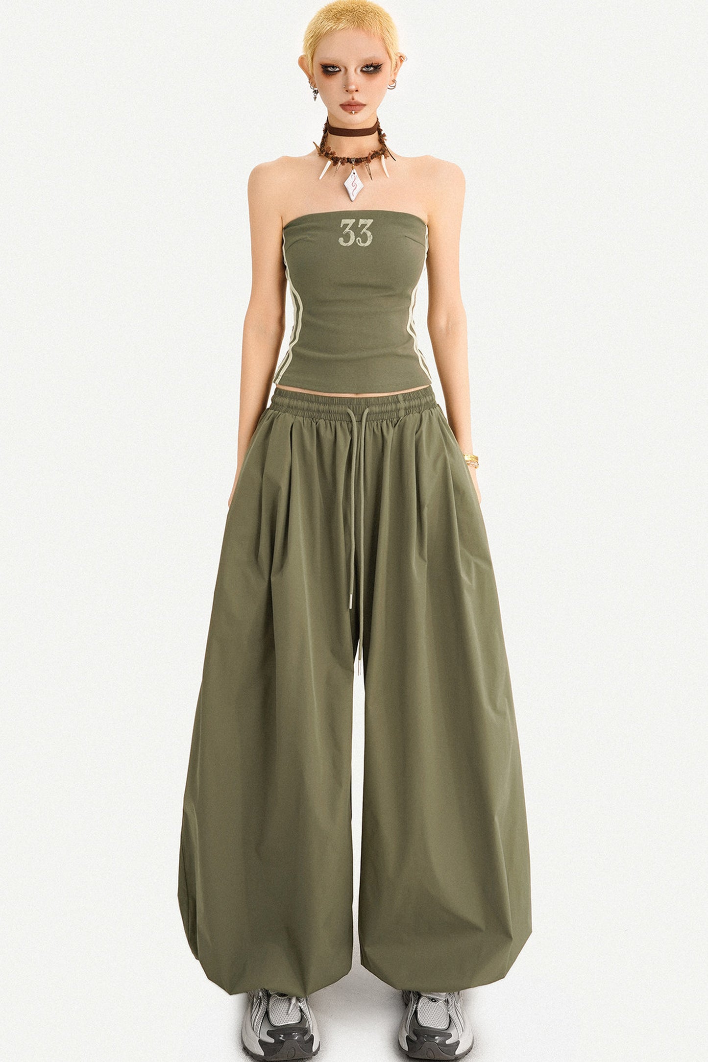 Pantaloni harem verde militare