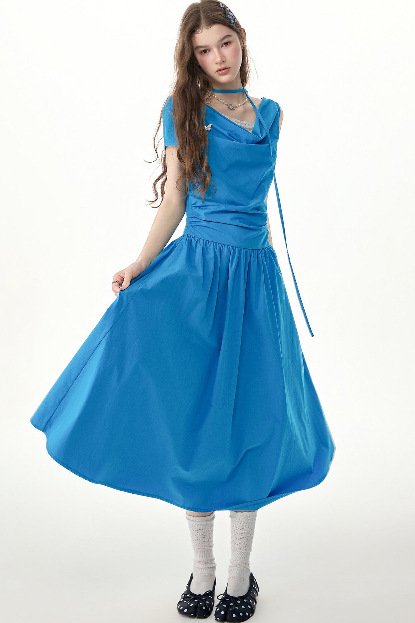 Blaues langes Kleid mit Swing-Kragen