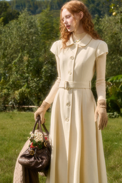 Retro-Wollkleid mit Bubikragen