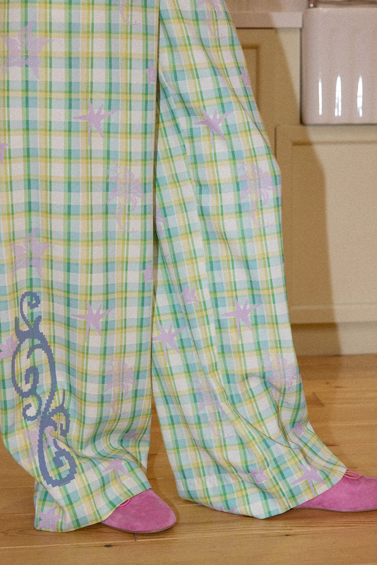 Elastic Plaid Straight-Leg Pants