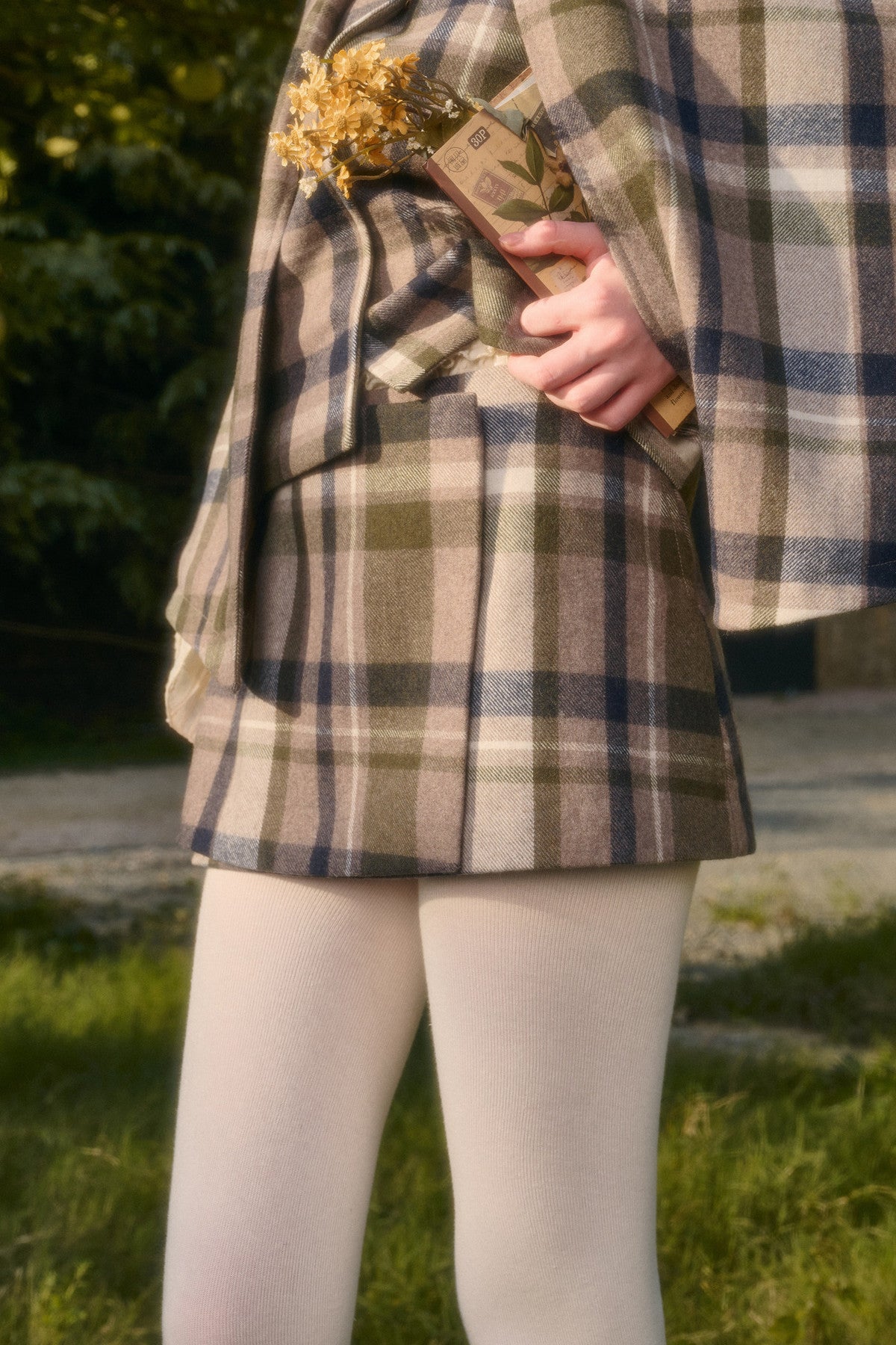Detachable Plaid Cape Vest And A-Line Skirt Set-Up