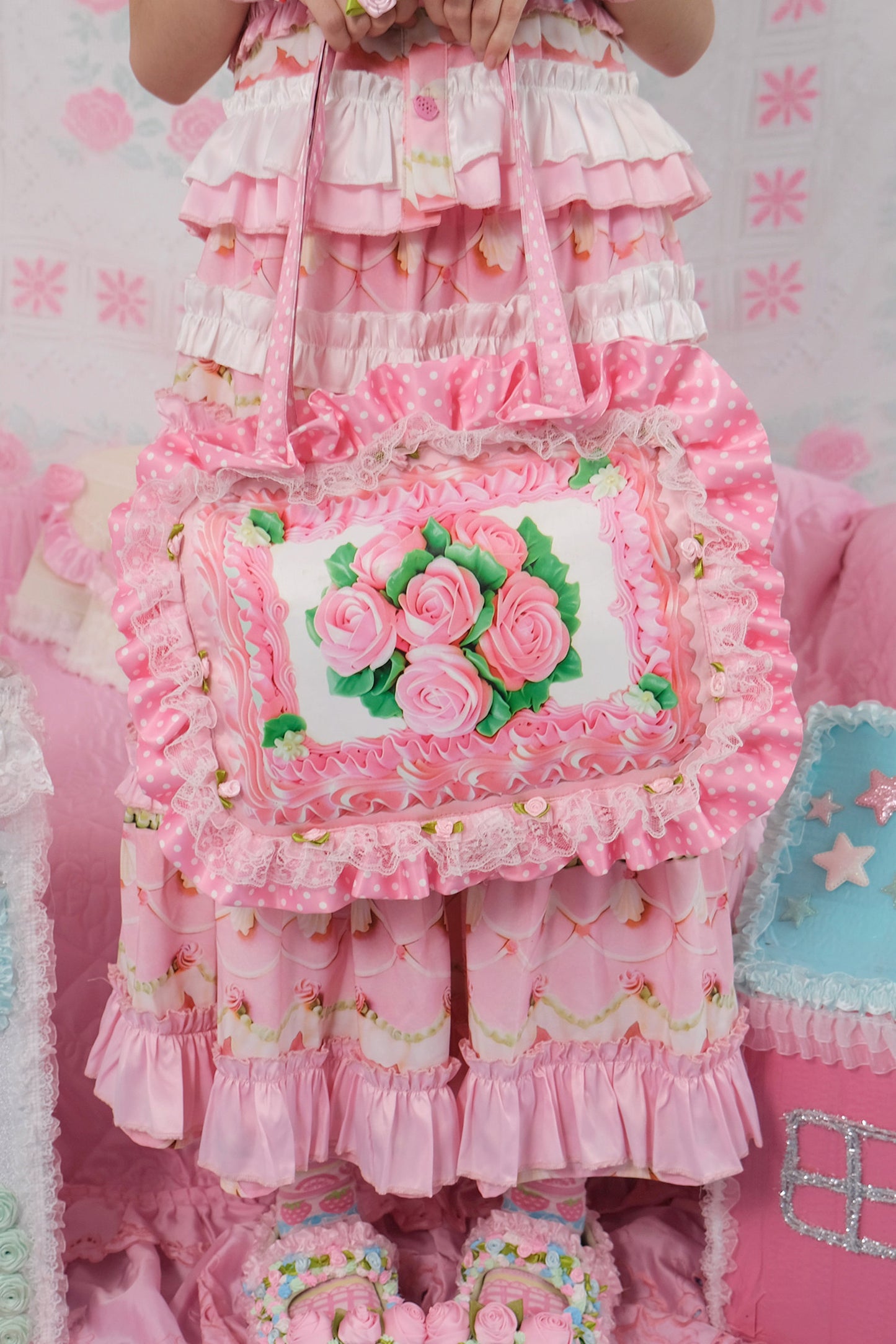 Rose Cake Ruffle Handheld Crossbody Tote