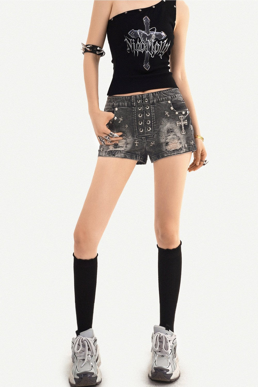 Punk Nieten-Jeansshorts