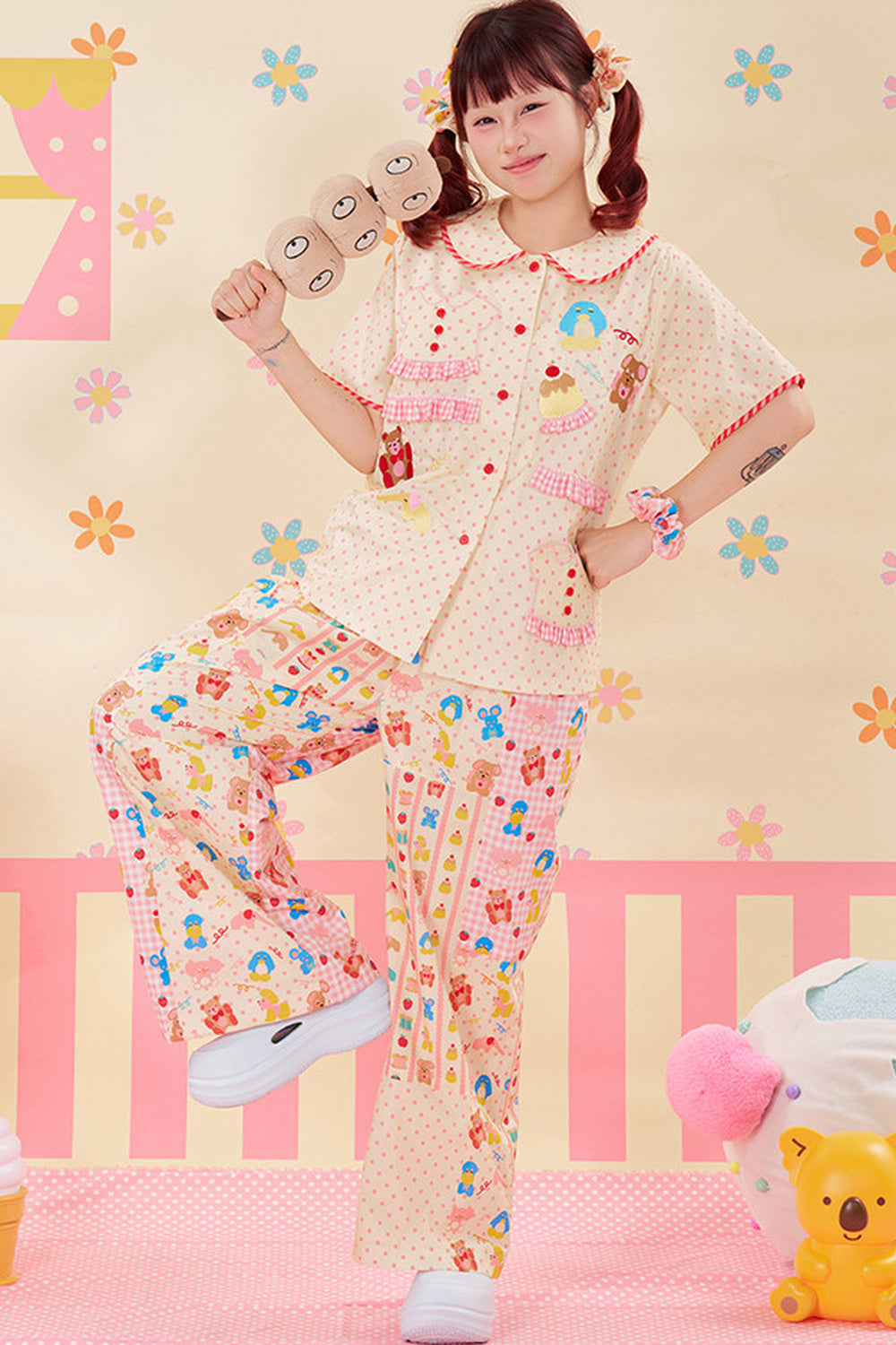 Bunte Patchwork-Hose mit weitem Bein
