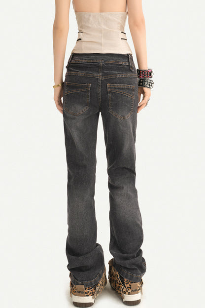 Gewaschene plissierte gerade Biker-Jeans