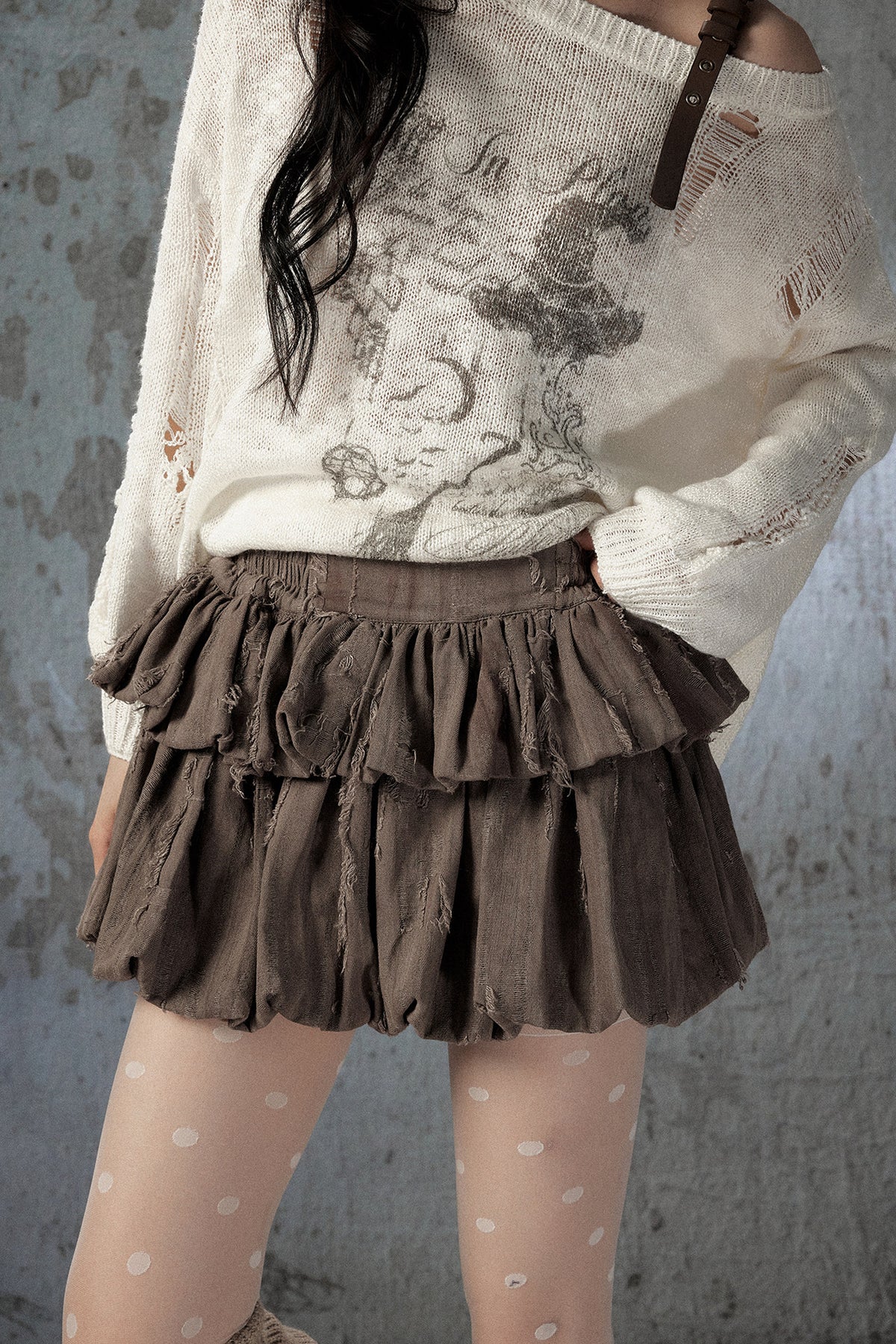 Brown Bud Waist Pleated Skirt