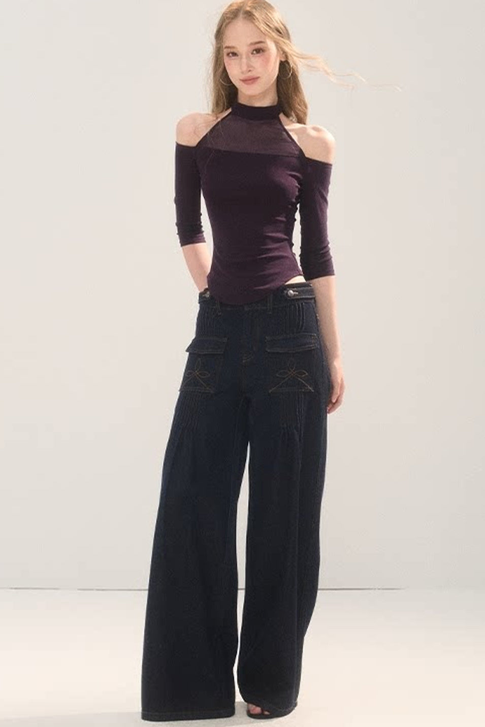 Pleated Pocket Wide Leg Jeans