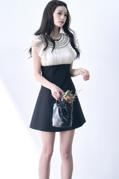 Daylight Kiss Ruffle Dress
